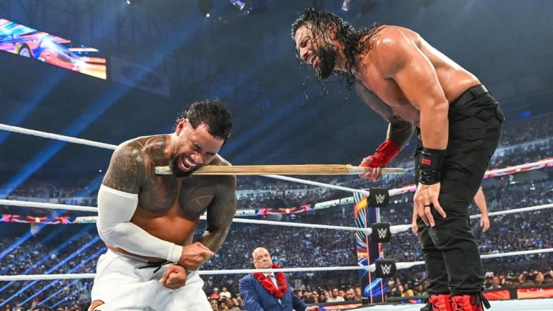 jey uso e roman reigns scaled