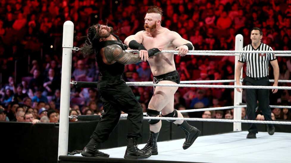 sheamus e roman reigns scaled