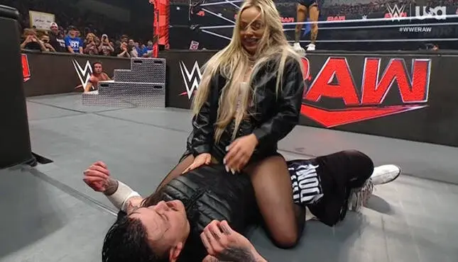 liv morgan e dominik mysterio