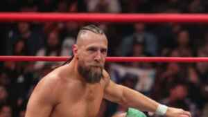 Bryan Danielson busca tratamento alternativo para lesão no pescoço