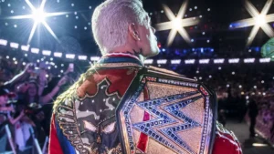 Cody Rhodes enfrenta membro da The Bloodline após WWE RAW sair do ar