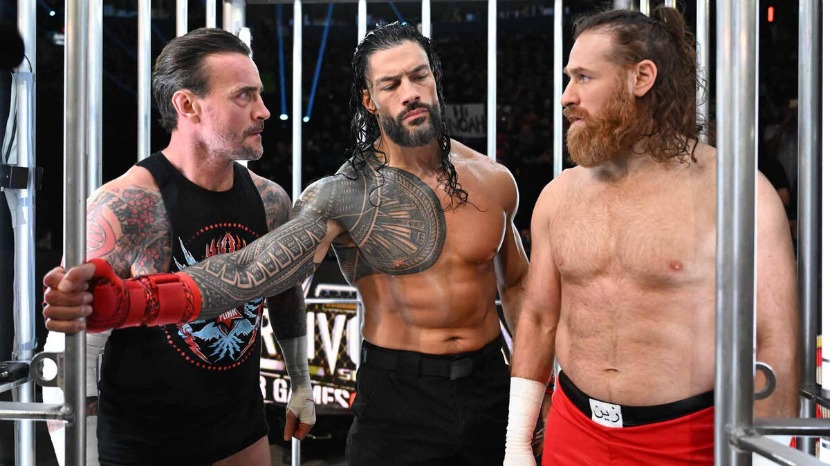 WWE revela bastidores de CM Punk e Roman Reigns no Survivor Series