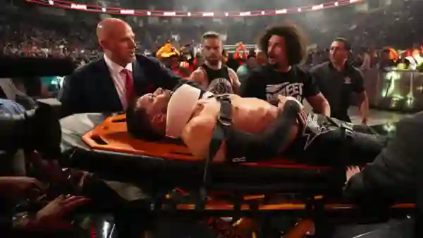 Finn Balor posta mensagem enigmática após derrota no WWE RAW