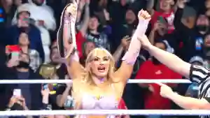 Tiffany Stratton faz o cash-in do Money in the Bank e conquista o WWE Women’s Championship