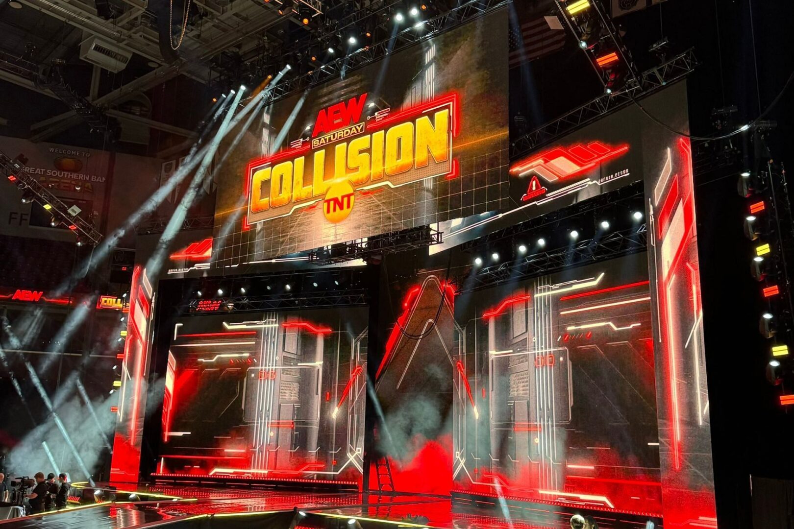 Top AEW champion barely survives on Collision